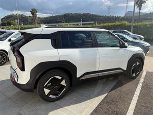 Kia EV3 Earth Standard Range  - Foto 7