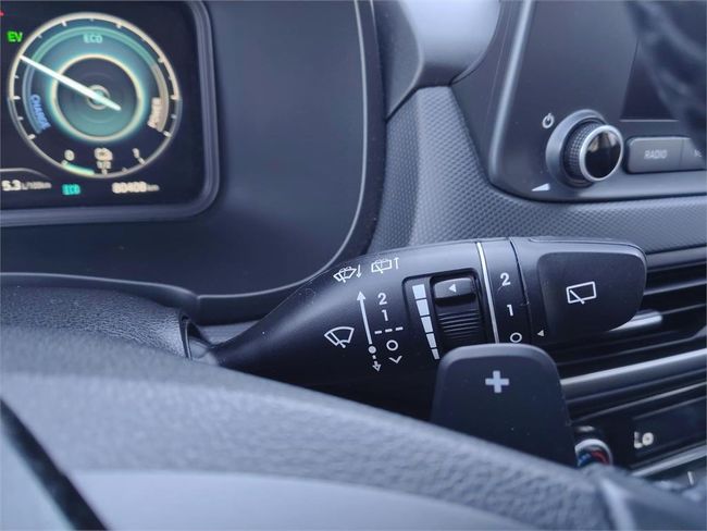 Hyundai Kona 1.6 GDI HEV Maxx DCT  - Foto 9