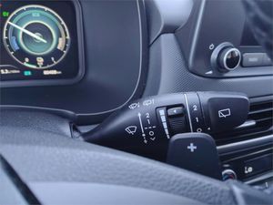 Hyundai Kona 1.6 GDI HEV Maxx DCT  - Foto 15