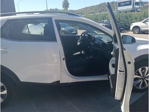 Kia Stonic 1.0 T-GDi 74kW (100CV) MHEV MT Drive  - Foto 17