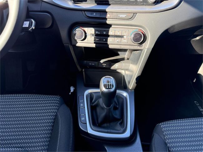 Kia Ceed 1.0 T-GDi 74kW (100CV) Drive  - Foto 12