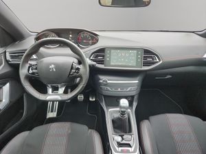 Peugeot 308 5p GT Line 1.2 PureTech 96KW (130CV)  - Foto 17