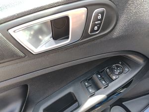 Ford Ecosport 1.0T EcoBoost 92kW (125CV) S&S ST Line  - Foto 21