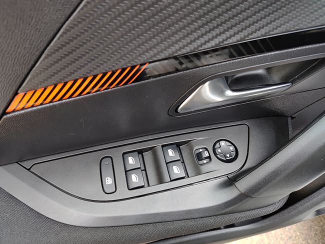 Peugeot 2008 Active Puretech 100 S&S BVM6  - Foto 21