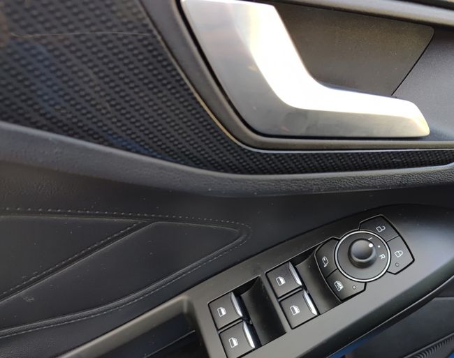 Ford Focus 1.0 Ecoboost MHEV 114kW ST-Line  - Foto 21