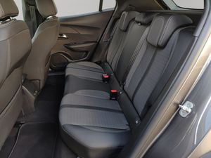 Peugeot 2008 Allure Pack Puretech 100 S&S 6 Vel. MAN  - Foto 17