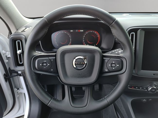 Volvo XC40 1.5 T2 Momentum  - Foto 19