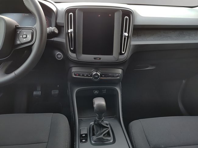 Volvo XC40 1.5 T2 Momentum  - Foto 20