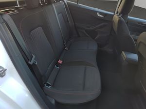 Ford Focus 1.0 Ecoboost MHEV 92kW ST-Line  - Foto 8