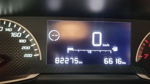 Peugeot 2008 Active Pack Puretech 100 S&S BVM6  - Foto 24
