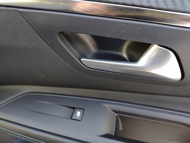 Peugeot 3008 Hybrid 225 e-EAT8 Allure Pack  - Foto 21