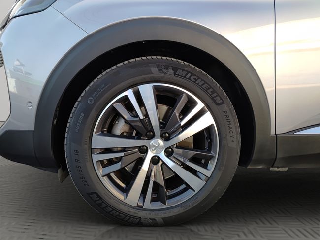 Peugeot 3008 Hybrid 225 e-EAT8 Allure Pack  - Foto 16