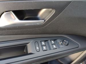 Peugeot 3008 Hybrid 225 e-EAT8 Allure Pack  - Foto 22