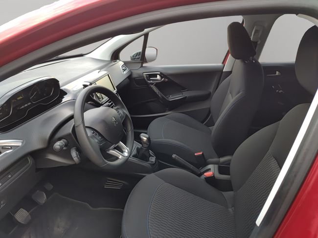 Peugeot 208 5P Signature 1.2L PureTech 60KW (82CV)  - Foto 9