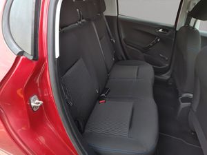 Peugeot 208 5P Signature 1.2L PureTech 60KW (82CV)  - Foto 8