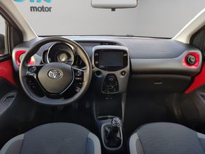Toyota Aygo 1.0 70 x-play  - Foto 10