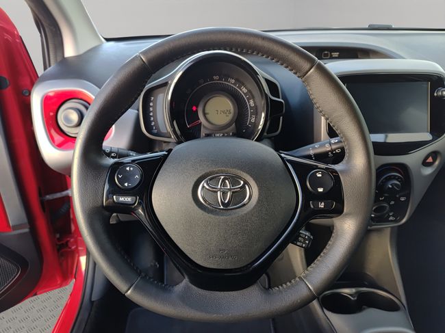 Toyota Aygo 1.0 70 x-play  - Foto 19