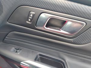 Ford Mustang 5.0 Ti-VCT V8 331kW Mustang GT (Fastb.)  - Foto 22