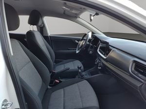 Kia Stonic 1.2 DPi 62kW (84CV) Drive  - Foto 18