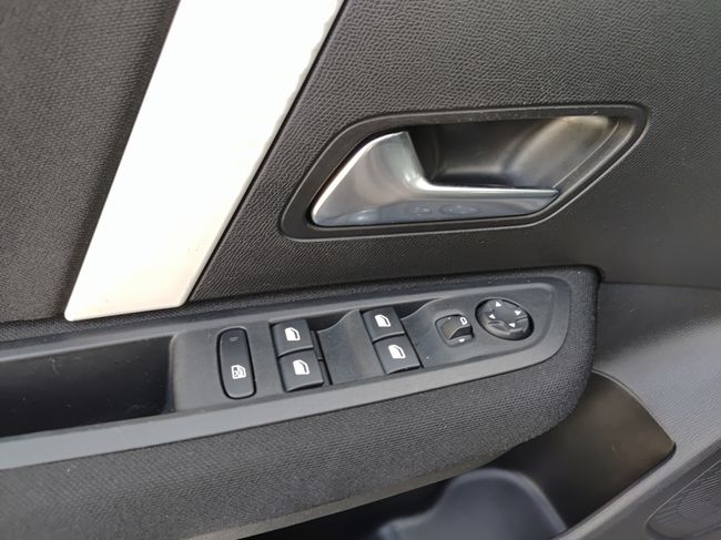 Citroën C4 PureTech 130 S&S 6v Max  - Foto 23