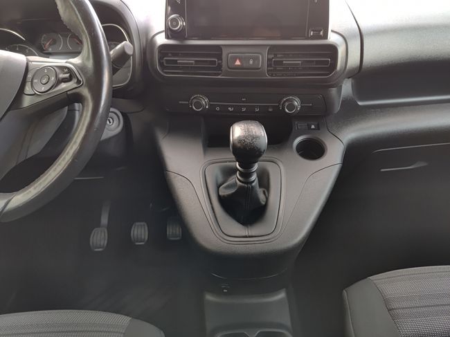 Opel Combo 1.2 T S/S Selective L  - Foto 19