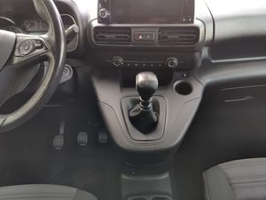 Opel Combo 1.2 T S/S Selective L  - Foto 19
