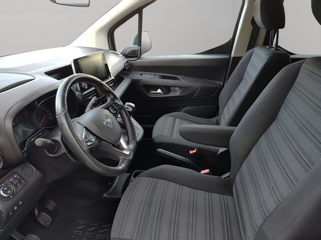 Opel Combo 1.2 T S/S Selective L  - Foto 9