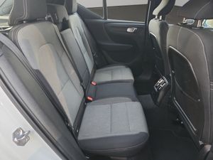 Volvo XC40 1.5 T4 Twin Recharge Inscription Auto  - Foto 8