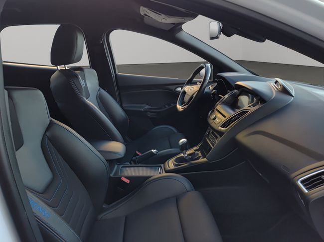 Ford Focus 2.3 EcoBoost 257kW RS  - Foto 18