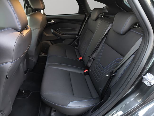 Ford Focus 2.3 EcoBoost 257kW RS  - Foto 17