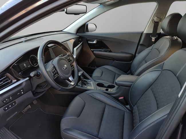 Kia Niro 1.6 GDi PHEV 104kW (141CV) Drive  - Foto 9