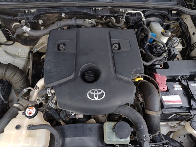 Toyota Hilux 2.5 D-4D Cabina Doble GX Aire acond.  - Foto 24