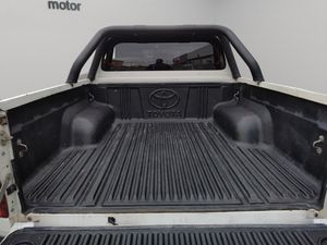 Toyota Hilux 2.5 D-4D Cabina Doble GX Aire acond.  - Foto 7