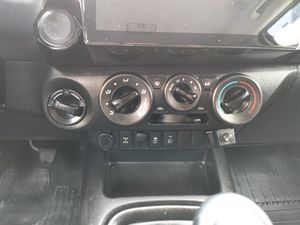 Toyota Hilux 2.5 D-4D Cabina Doble GX Aire acond.  - Foto 21