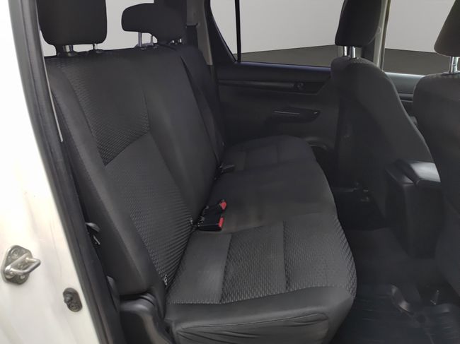 Toyota Hilux 2.5 D-4D Cabina Doble GX Aire acond.  - Foto 8