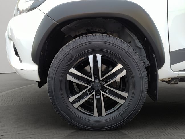 Toyota Hilux 2.5 D-4D Cabina Doble GX Aire acond.  - Foto 16