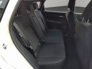 Nissan Qashqai DIG-T 103kW (140CV) mHEV 4x2 Acenta  - Foto 8