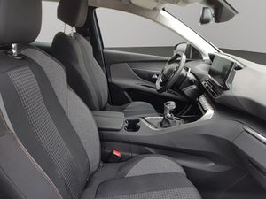 Peugeot 3008 1.5 BlueHDi 96kW (130CV) S&S Allure  - Foto 18