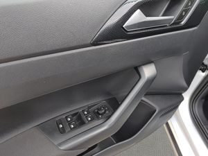 Volkswagen Taigo 1.0 TSI 70 kW (95 CV)  - Foto 22