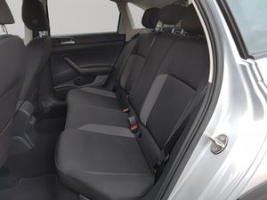 Volkswagen Taigo 1.0 TSI 70 kW (95 CV)  - Foto 17