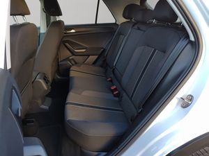 Volkswagen T-Roc Advance R-Line 1.0 TSI 81 kW (110 CV)  - Foto 17