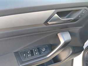Volkswagen T-Roc Advance R-Line 1.0 TSI 81 kW (110 CV)  - Foto 22
