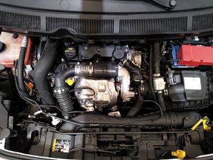 Ford Transit Courier Van  - Foto 16
