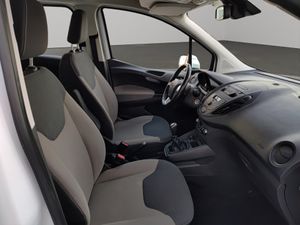 Ford Transit Courier Kombi Ambiente 1.5 TDCi 74 kW  - Foto 17