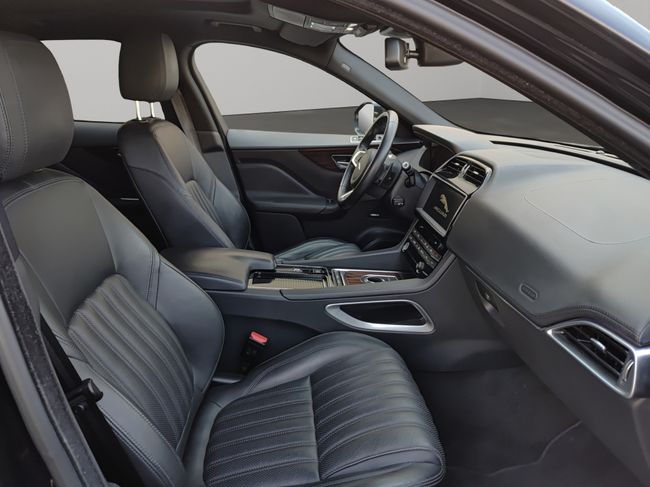 Jaguar F-Pace 3.0 TDV6 221 kW  - Foto 18