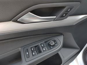 Volkswagen Golf Life 2.0 TDI 85 kW  - Foto 21