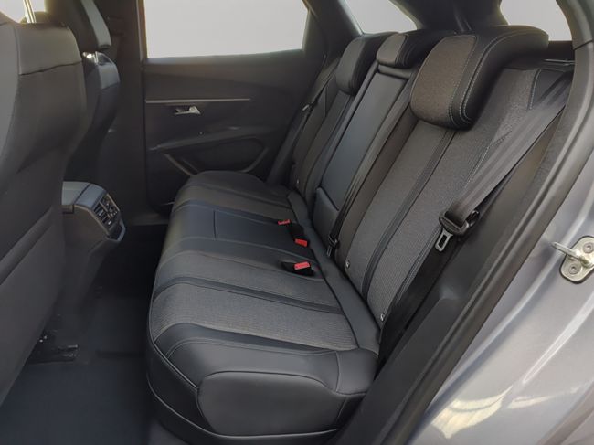 Peugeot 3008 Active Pack Plug-In Hybrid 225 e-EAT8  - Foto 17