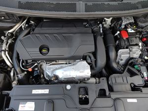 Peugeot 3008 Active Pack Plug-In Hybrid 225 e-EAT8  - Foto 24