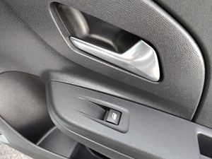 Opel Corsa 1.2T 74 kW  - Foto 20
