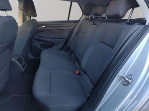 Volkswagen Golf Life 1.5 TSI 85 kW  - Foto 17